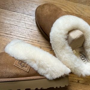 Women’s UGG Slippers